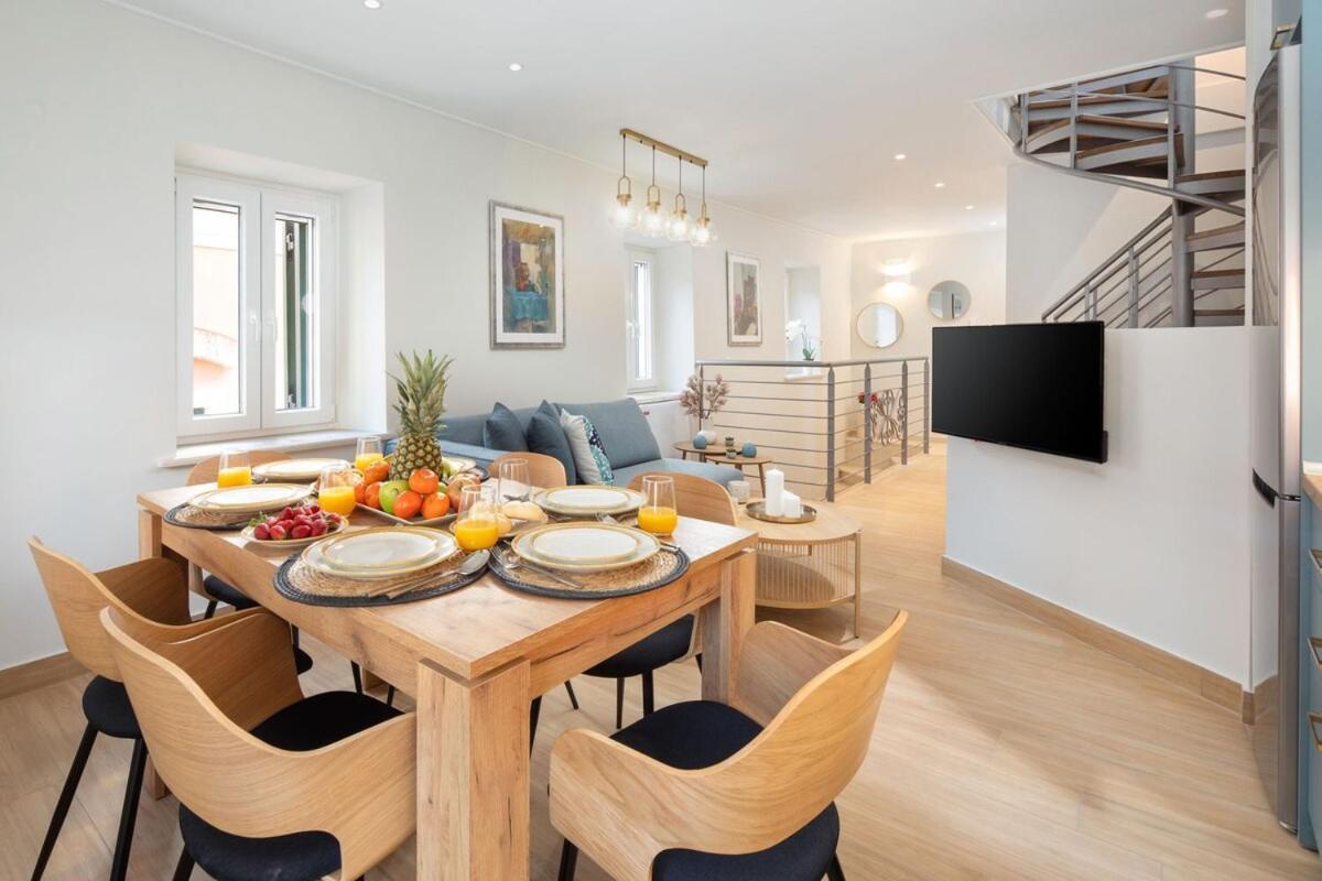 Holiday home Gangadis Luxury House