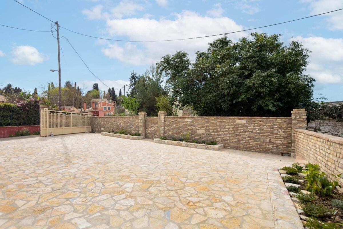 Holiday home Gangadis Luxury House