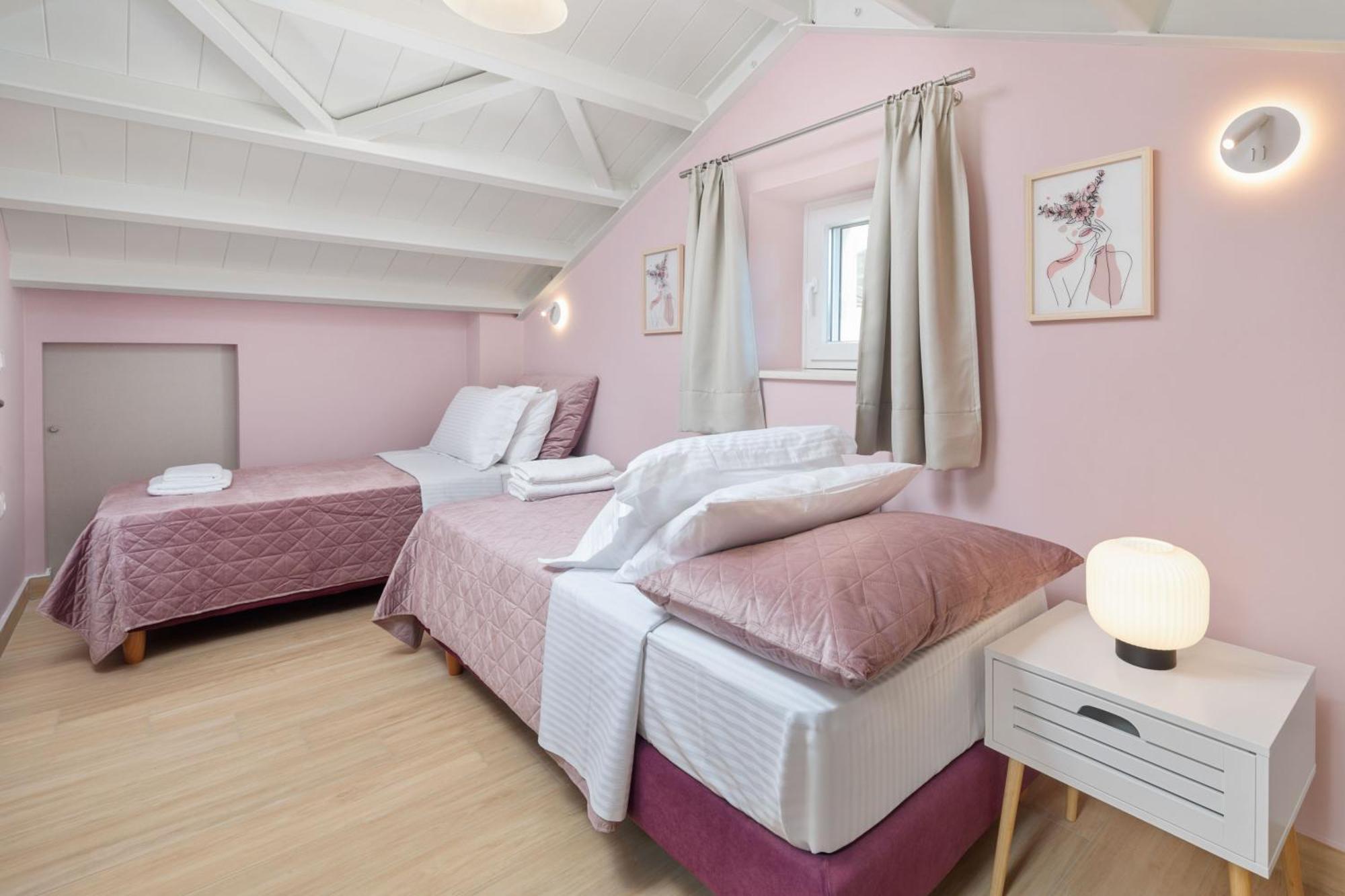 Gangadis Luxury House